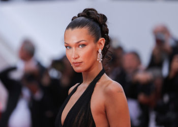 bella hadid, povratak bikinija iz dvehiljaditih