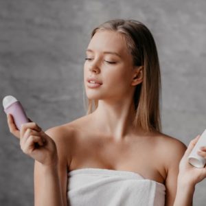 Dezodorans ili antiperspirant: Šta odabrati i kako koristiti