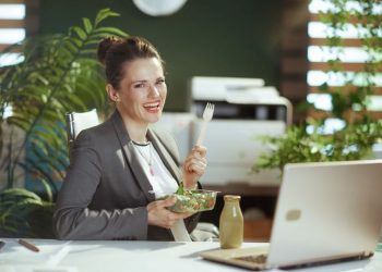 Užina na poslu koja čuva liniju: Recepti koji će vas oduševiti