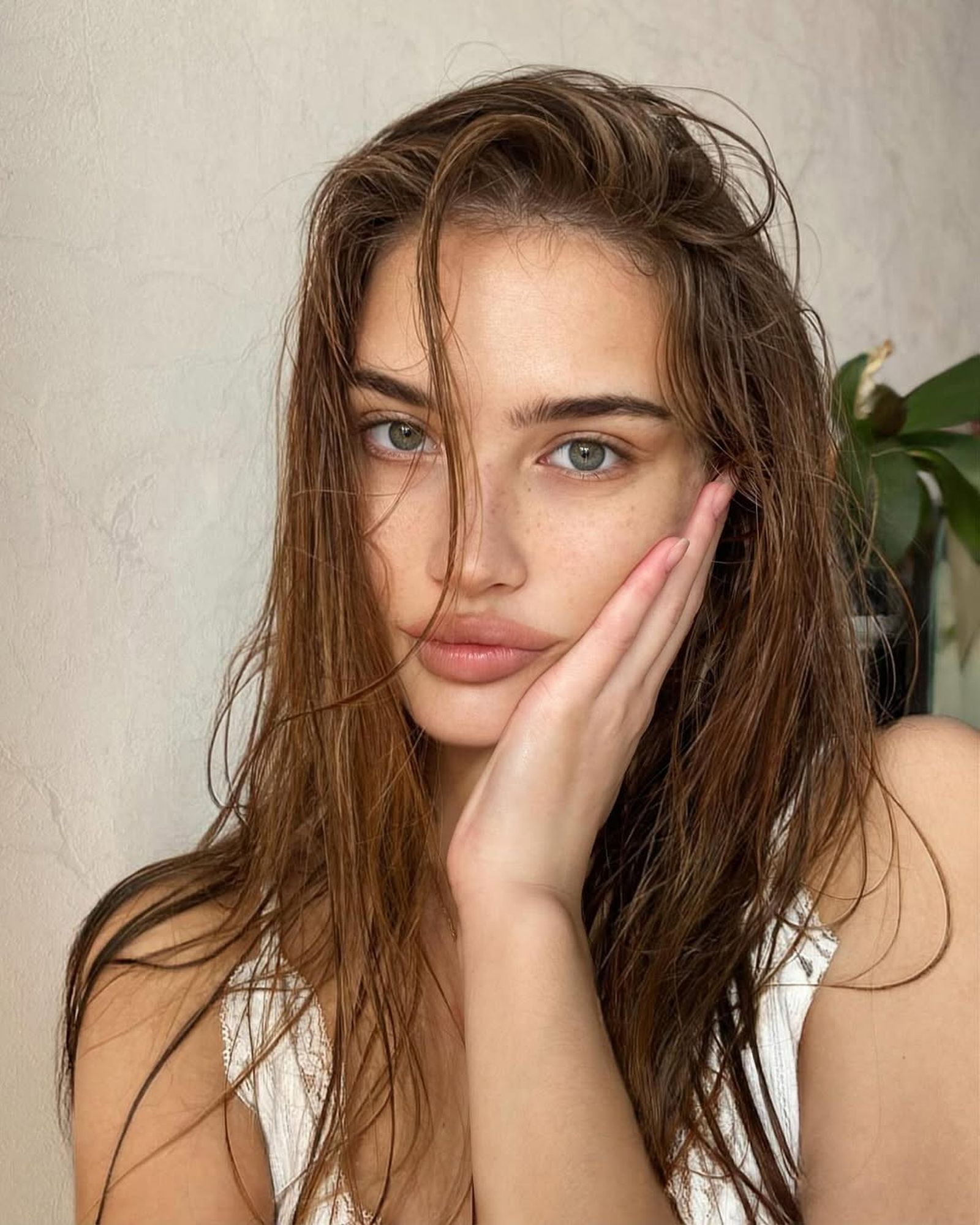 dermaplaning brijanje lica