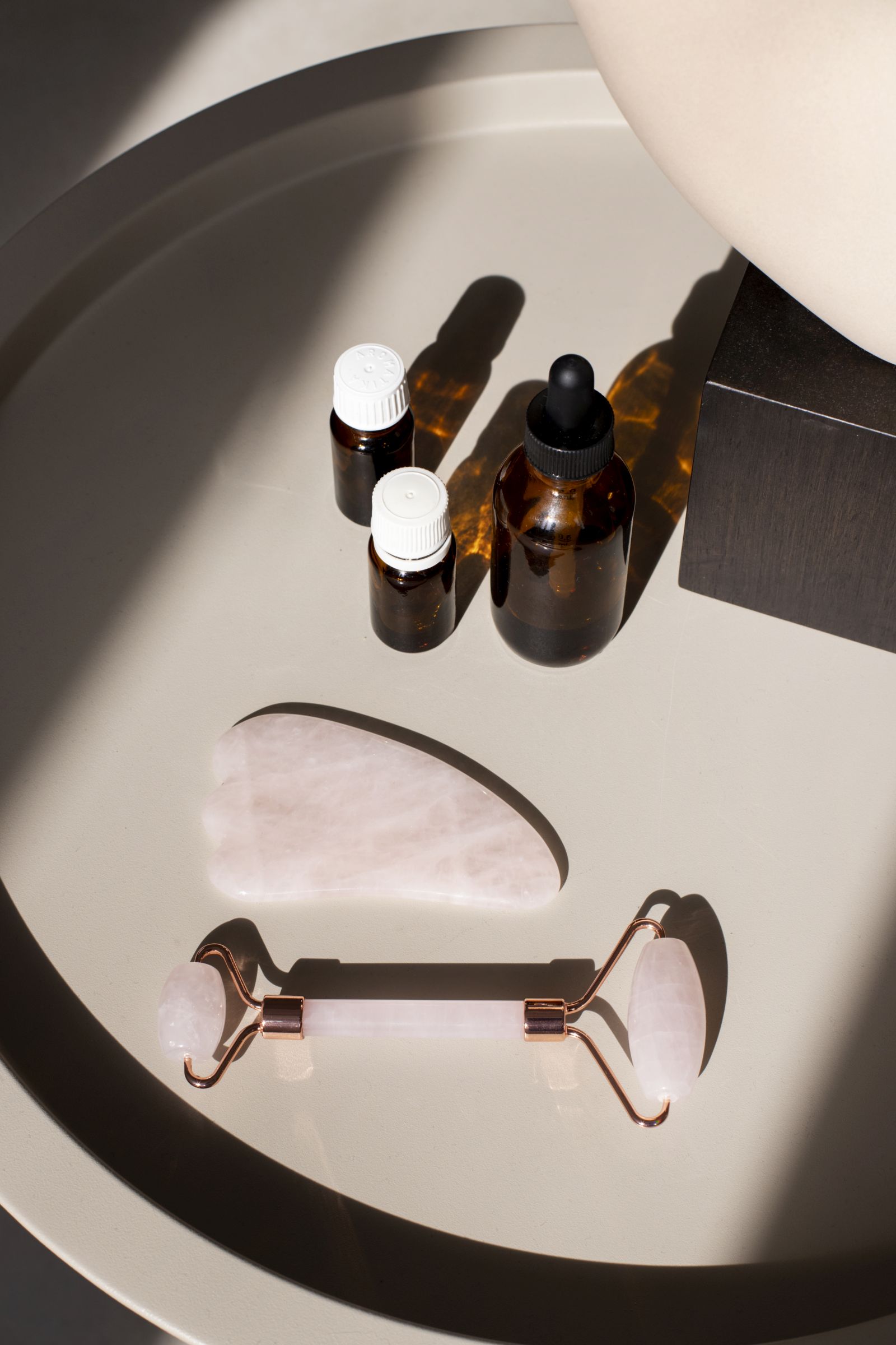 gua sha masaža lica trend