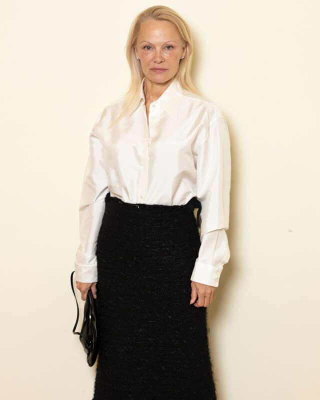 Pamela Anderson ponovo na filmu: Stiže rimejk kultne komedije „Goli pištolj“!
