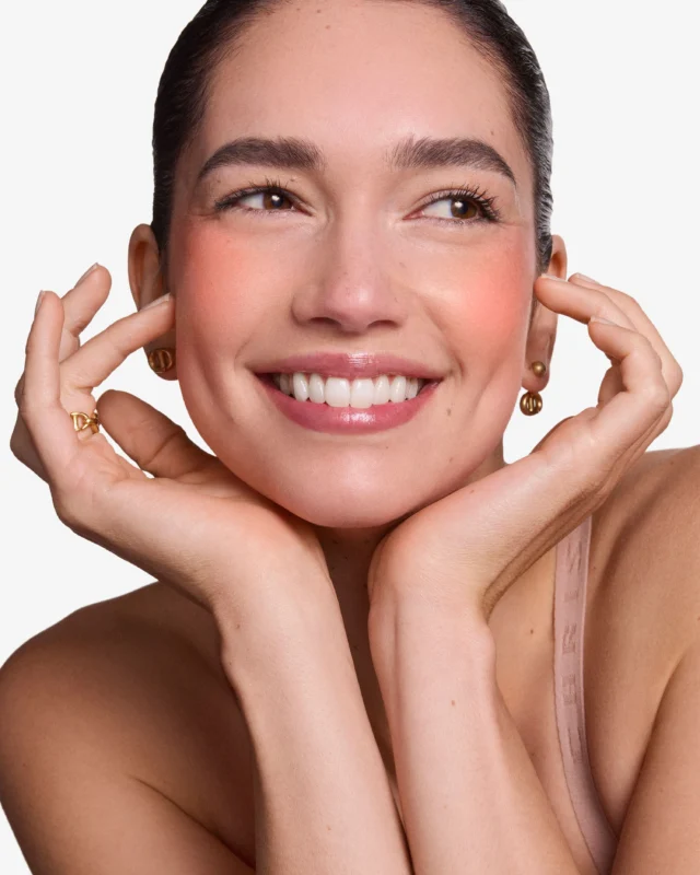 Nakon viralnog Forever Skin Perfect Foundation Stick-a, Dior lansirao Forever Blush Soft Filter rumenilo