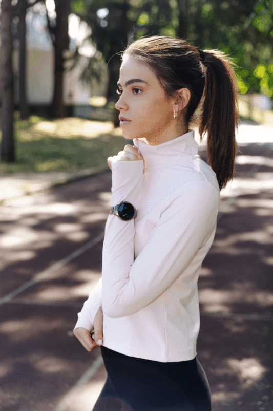 From day to night w / Katarina Radan & Filip Denisov: Dva autfita i jedan aksesoar – od sporty do business verzije