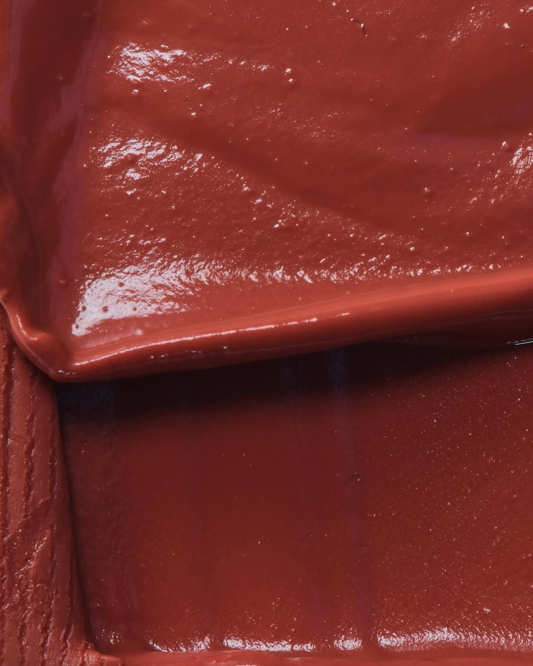 Boje karmina za zrele žene