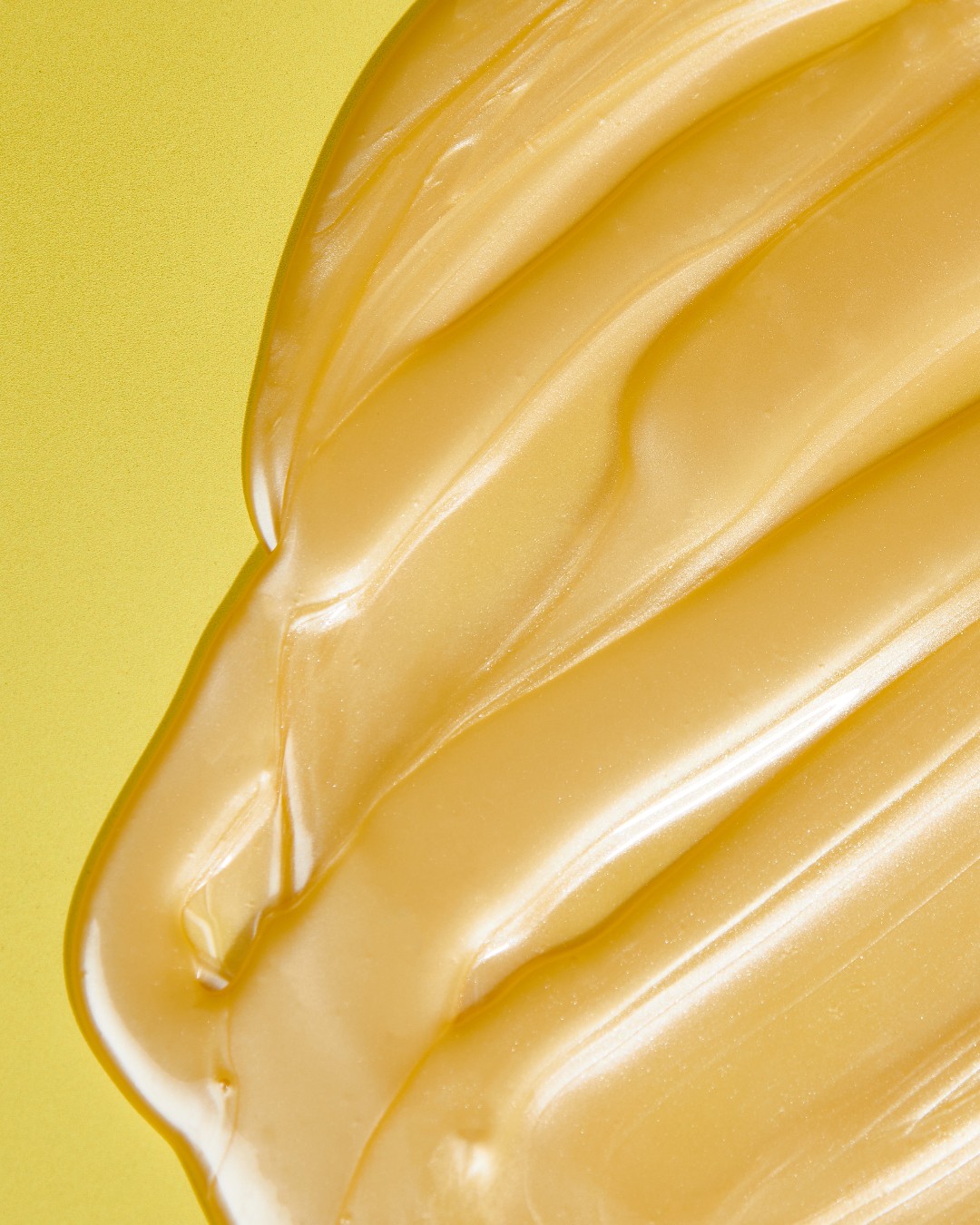 Uklanjanje nausnica voskom