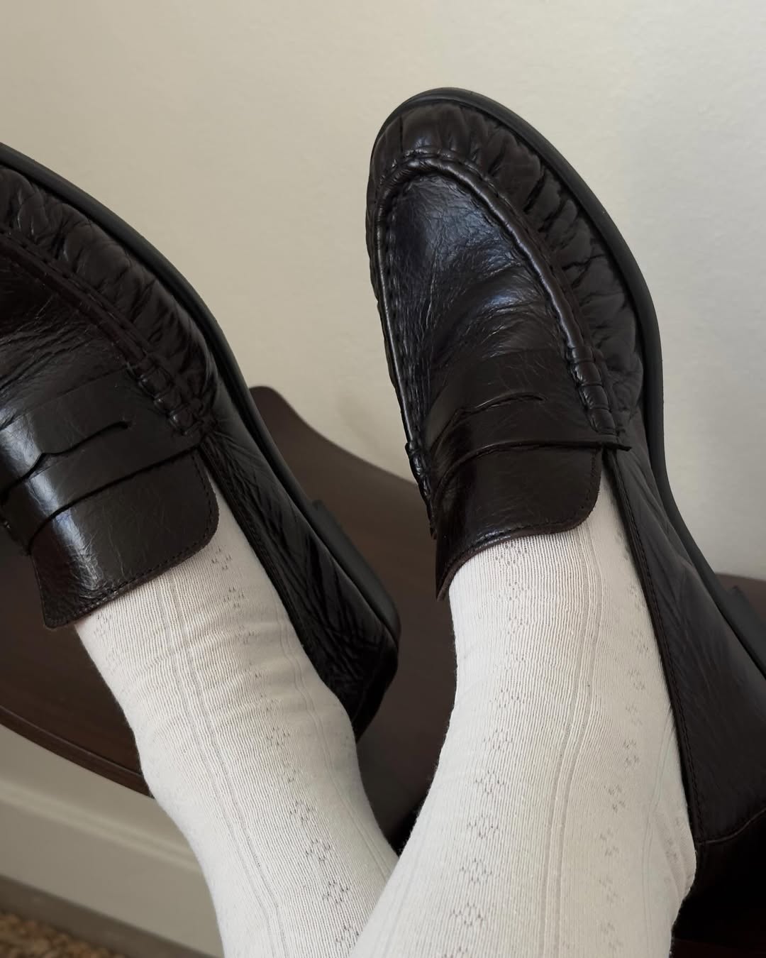 Klasične crne kožne mokasine