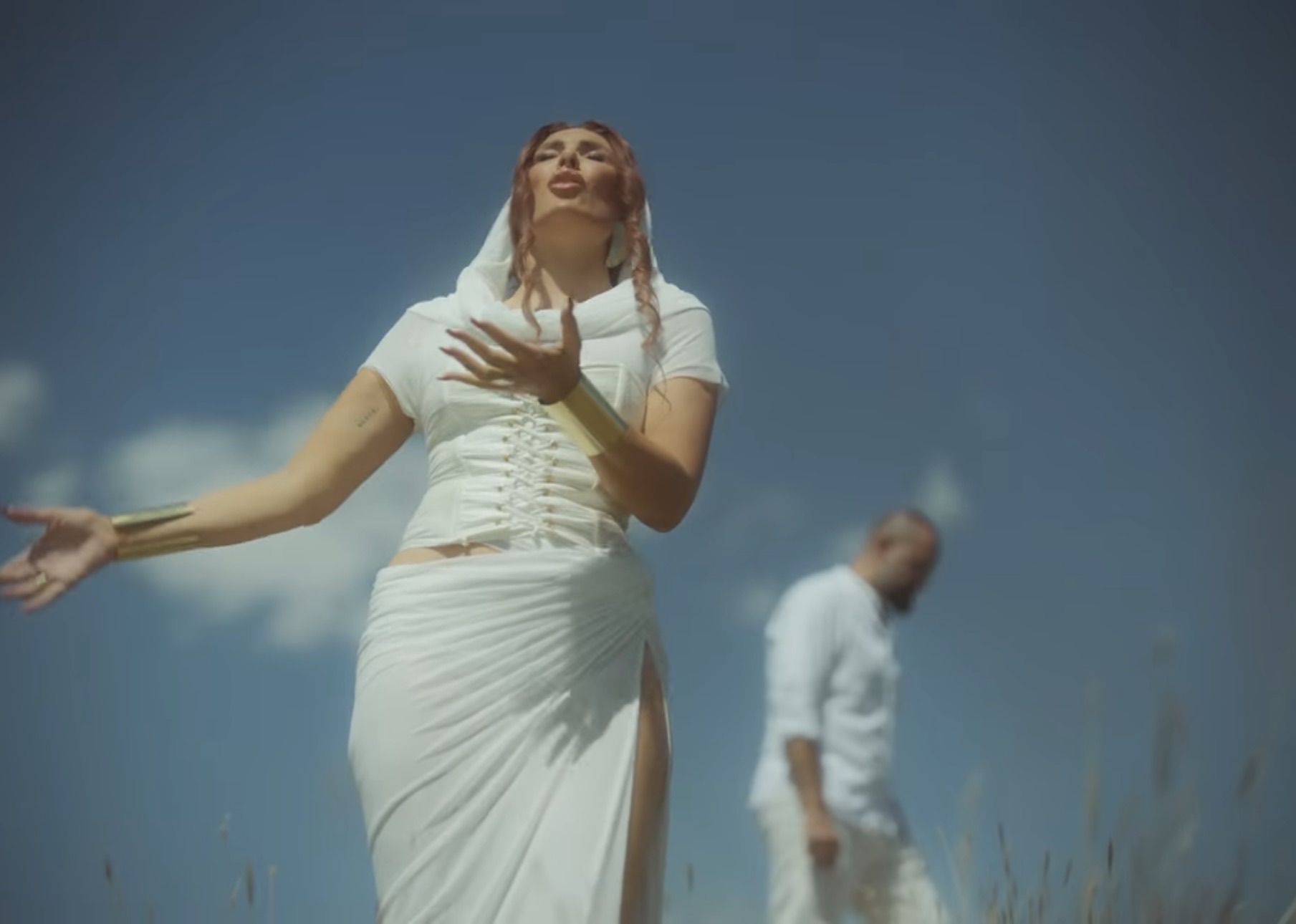 Senidah i Marko Louis predstavljaju duetsku pesmu – poslušajte „Bulbule” među prvima