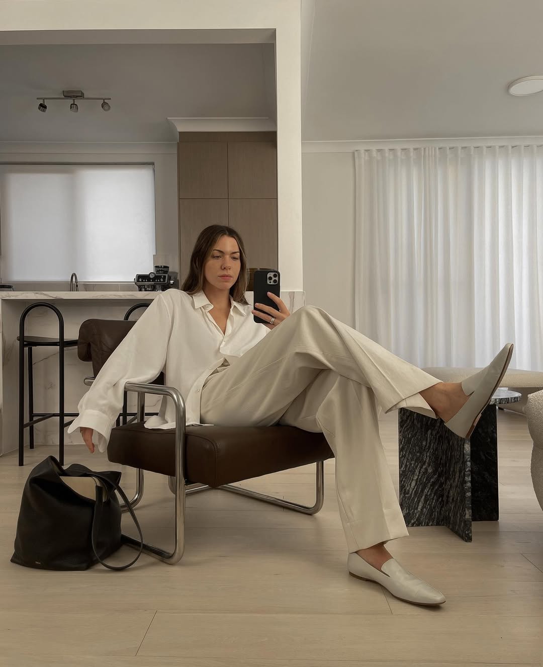 Minimalistički jesenji outfiti