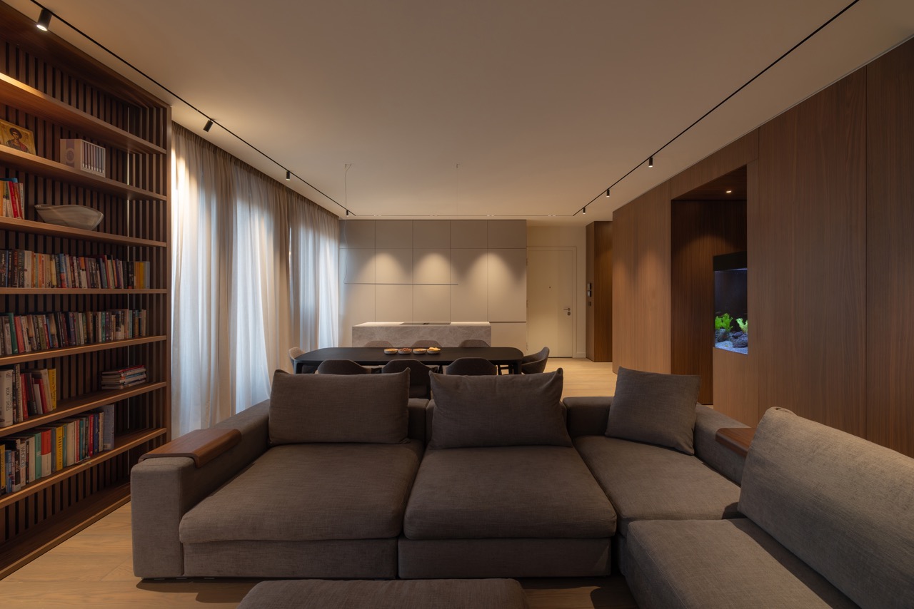 Minimalistički stan u braon tonovima