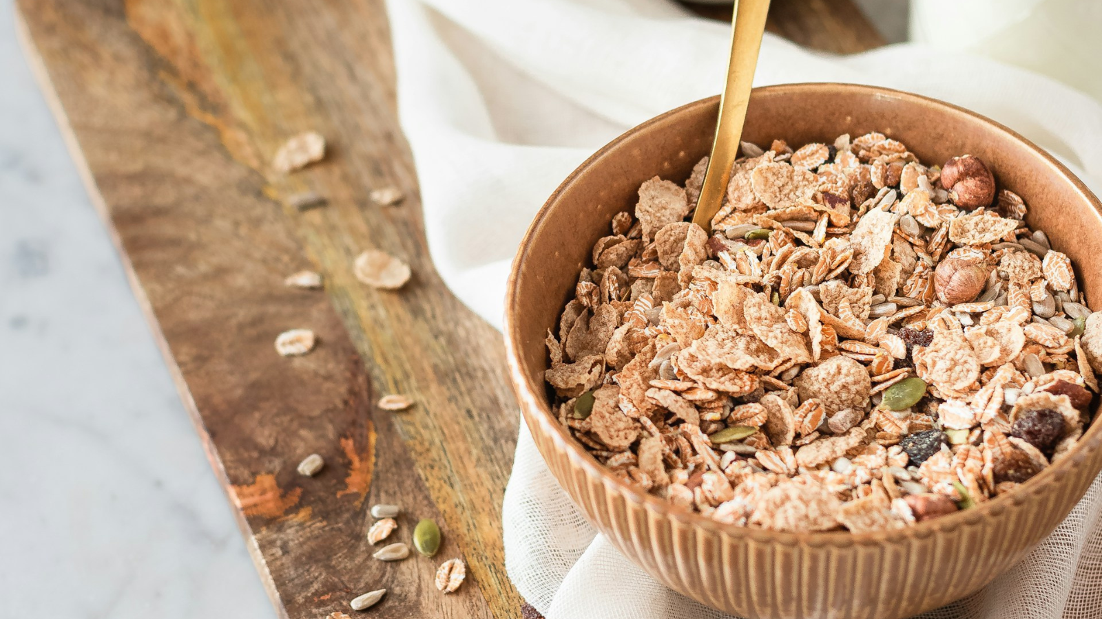 Recept za lenja creva - kaša sa jabukama, šljivama i medom