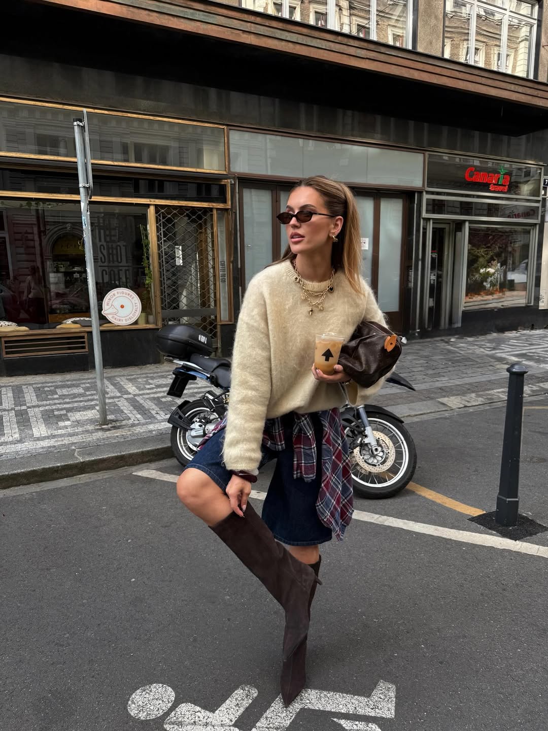 Bermude u jesenjim autfitima