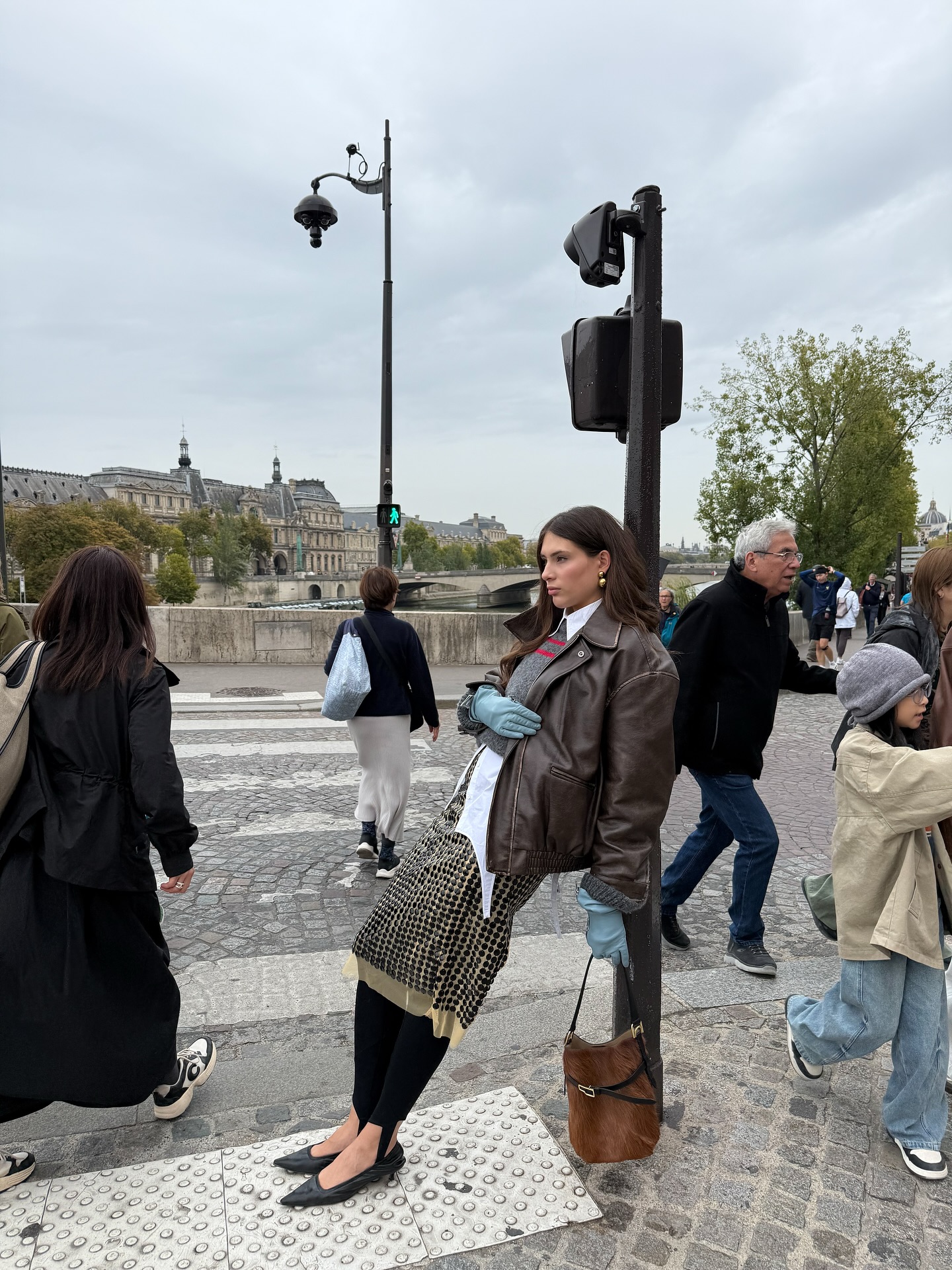 Kožne rukavice u boji su u centru pažnje