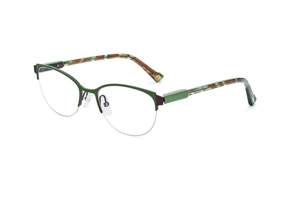 Naočare za vid su stylish dodatak svakom autfitu