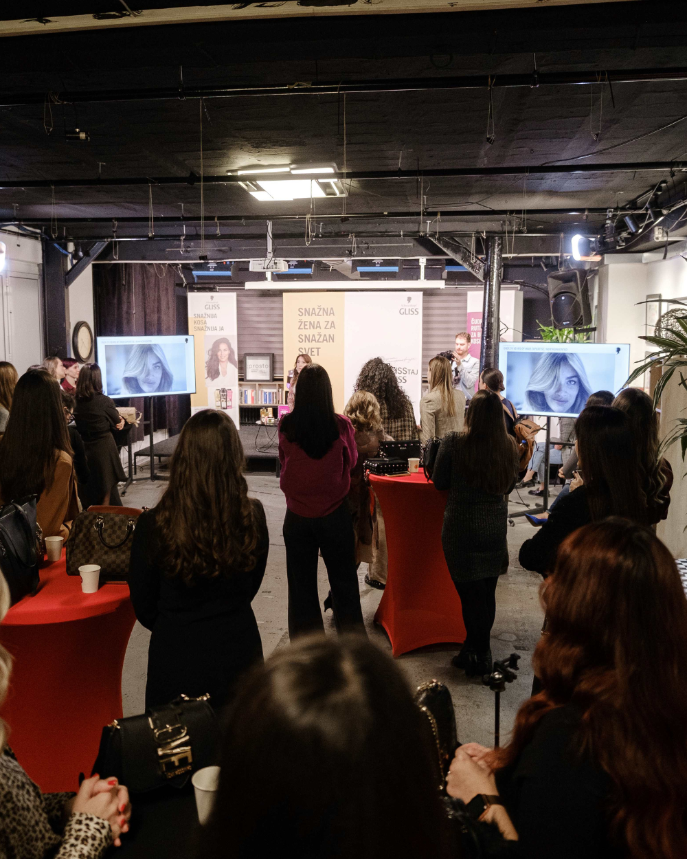 Schwarzkopf Gliss Program samopouzdanja