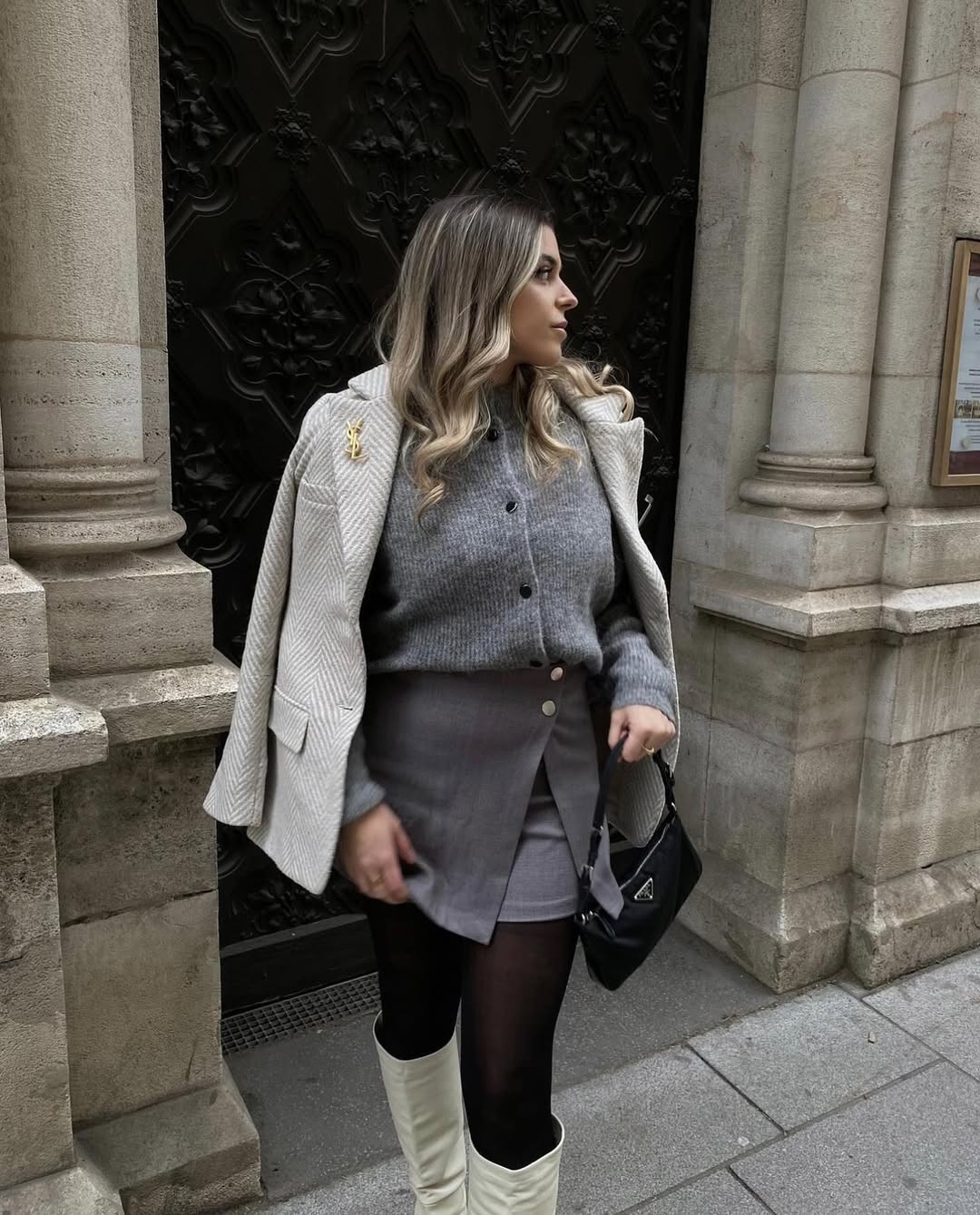 Sivi džemper za jesen