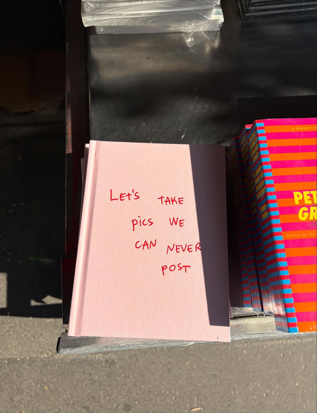 Marine Neuilly Thomas Lélu imaju novu coffee table knigu