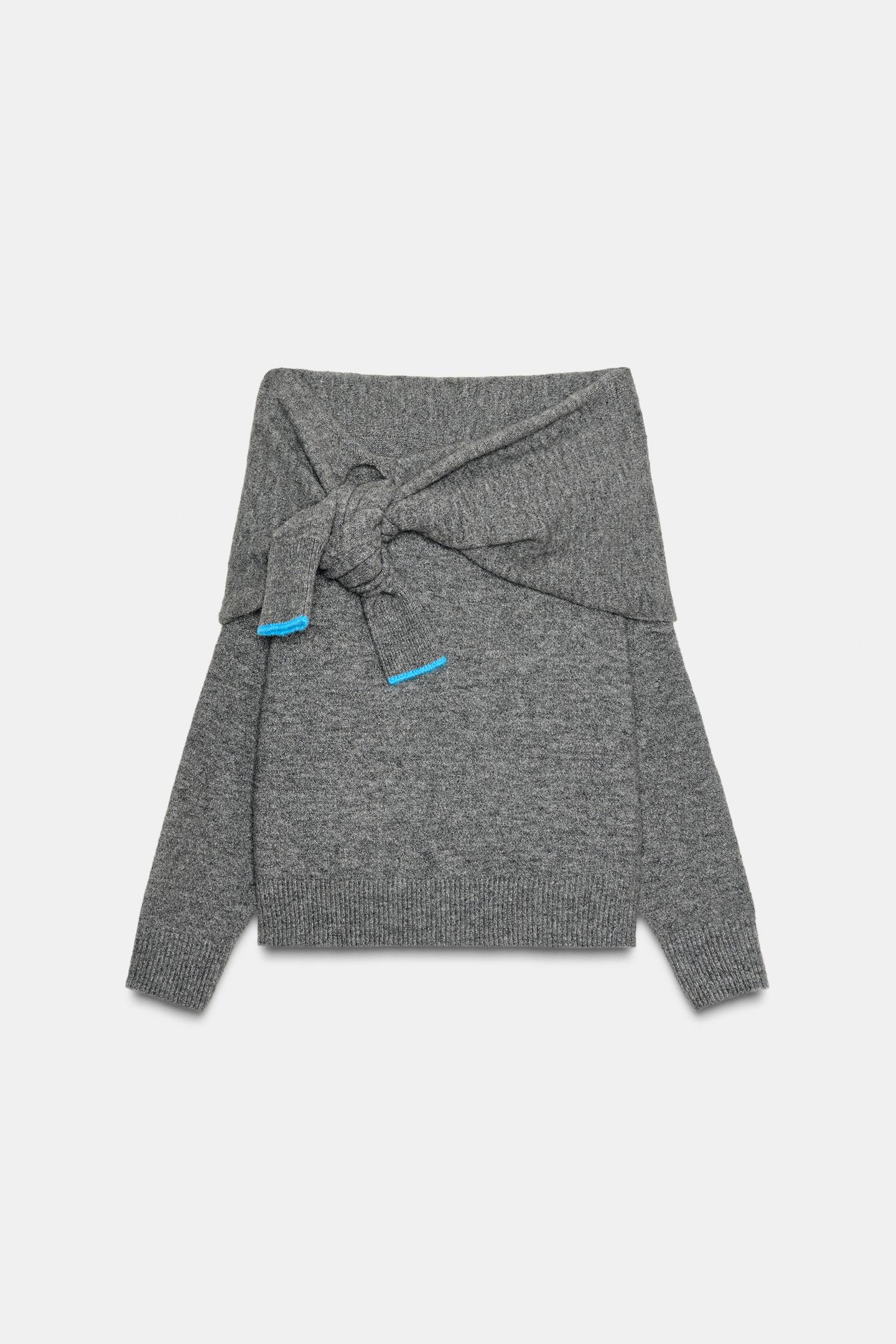 Džemperi sa golim ramenima su in