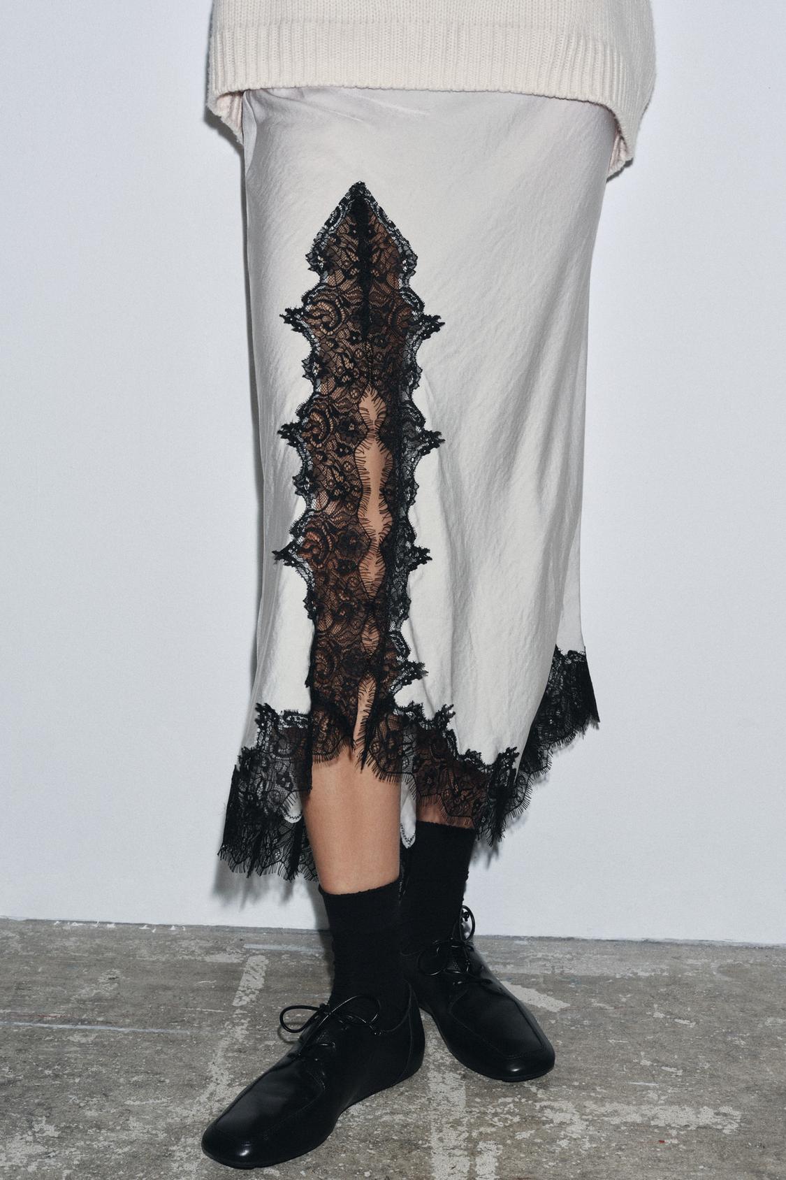 Suknje sa čipkom su modni favoriti