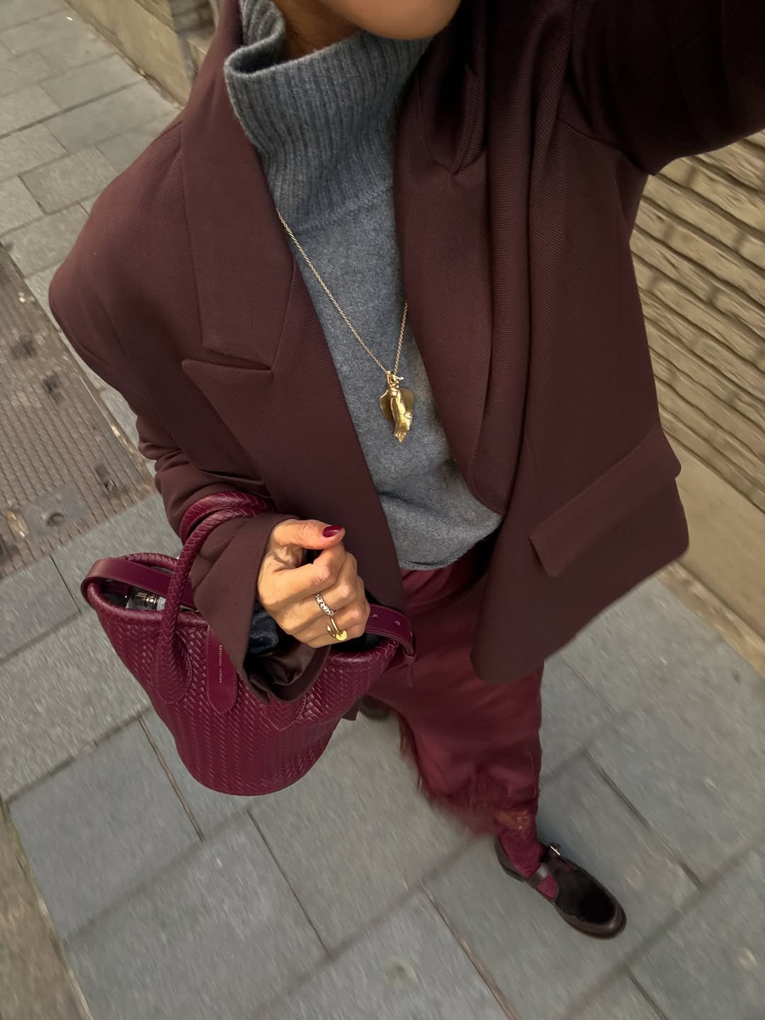 Suknje sa čipkom su modni favoriti