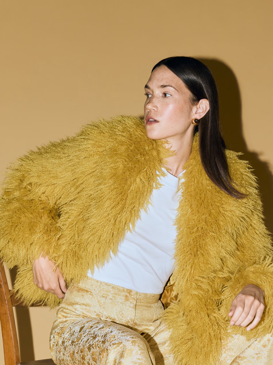 Reserved budna od veštačkog krzna Large