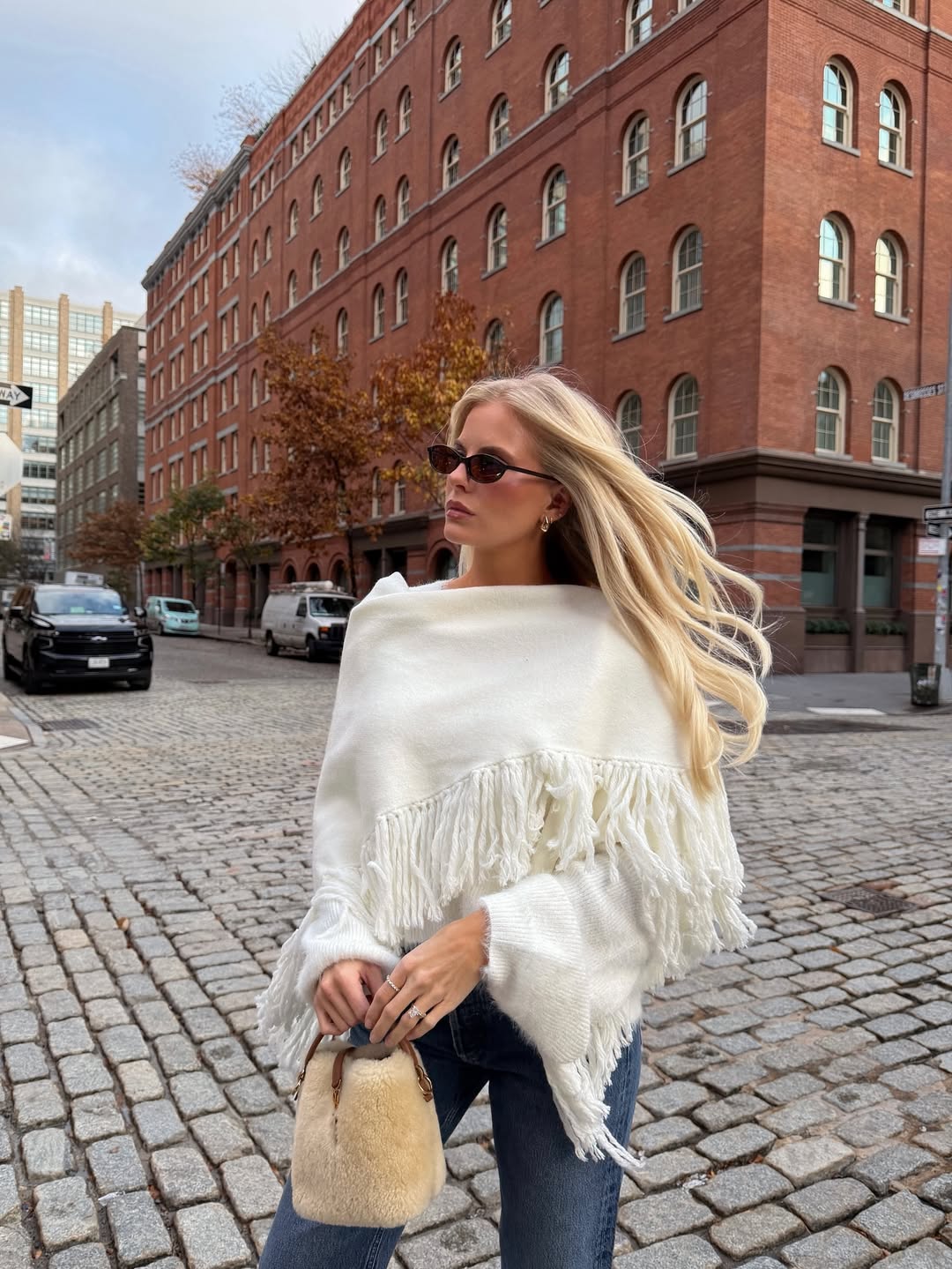 Džemperi sa resama su in