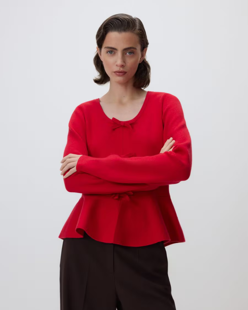 Peplum sakoi i džemperi su in