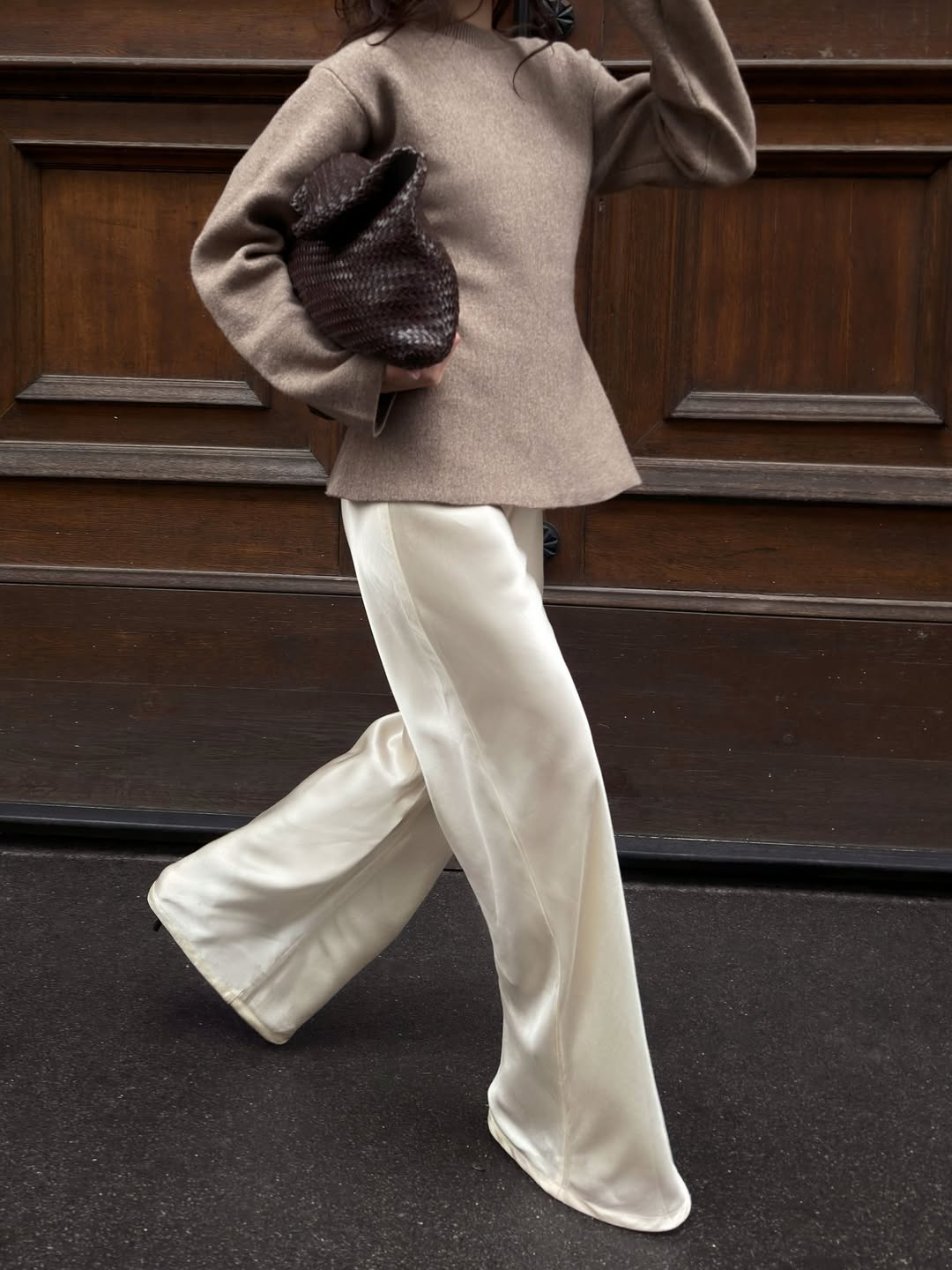 Peplum sakoi i džemperi su in