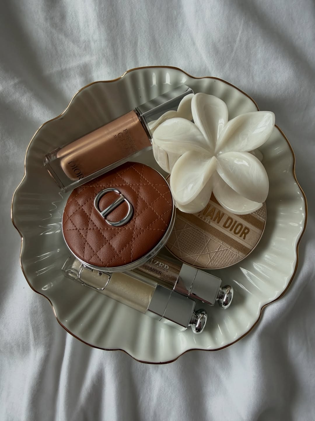 Sjajevi koji ne isušuju usne