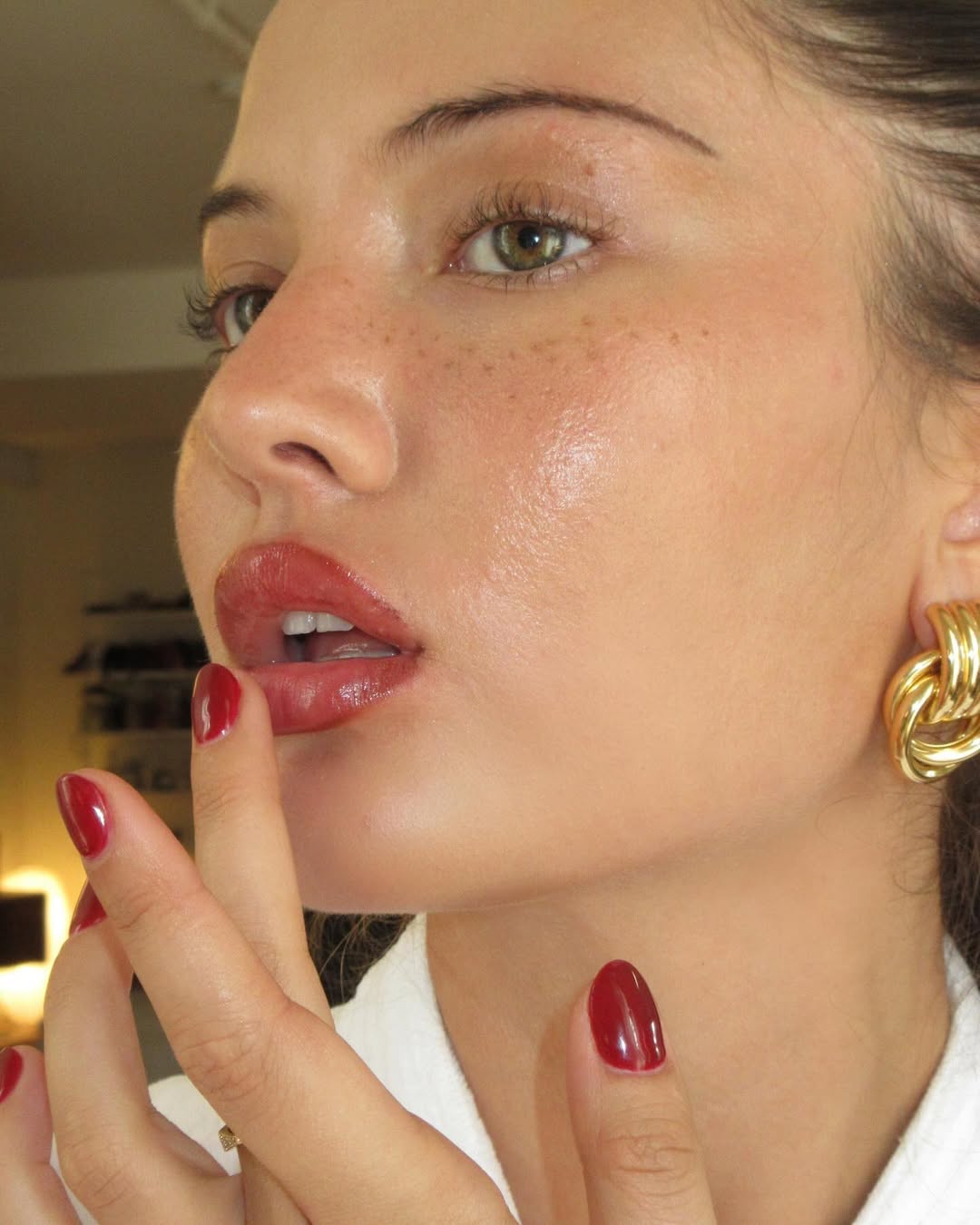 Sjajevi koji ne isušuju usne