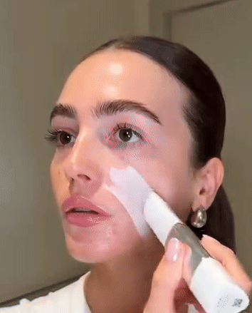 Viralni puder koji menja boju